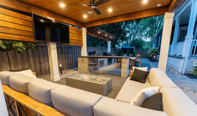 HOW TO DETERMINE YOUR OUTDOOR RENOVATION BUDGET
